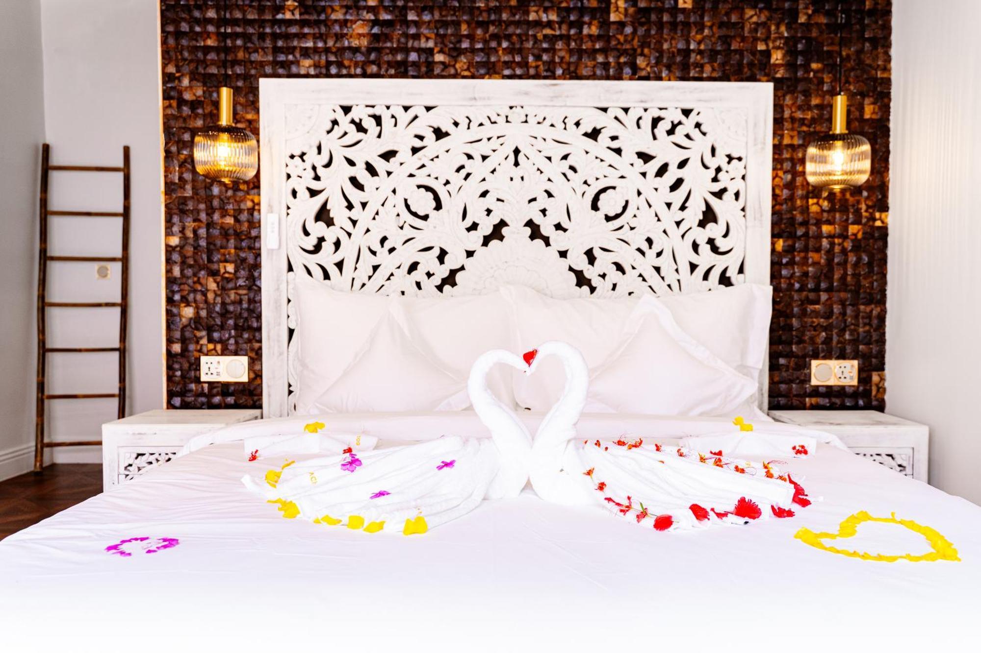 Golden Beach Resort Sok San Village Ngoại thất bức ảnh