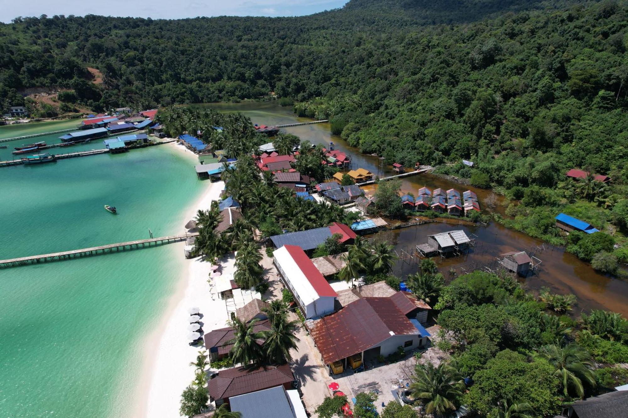 Golden Beach Resort Sok San Village Ngoại thất bức ảnh
